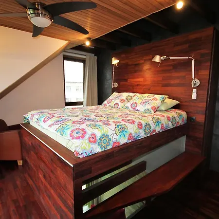 公寓 Luxurious With Sauna And Terrace