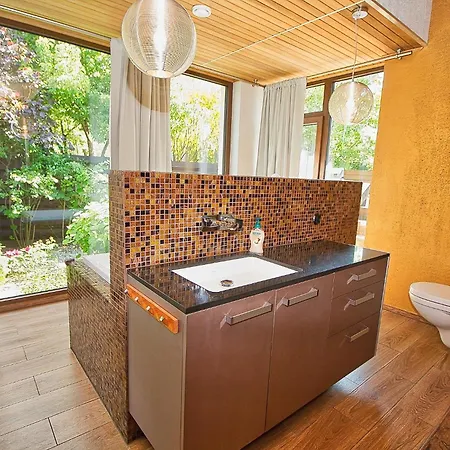 아파트 Luxurious With Sauna And Terrace