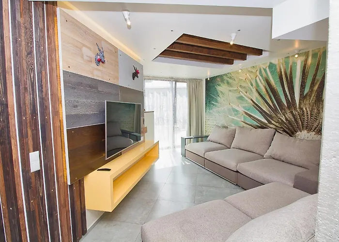 Luxurious With Sauna And Terrace * 派尔努