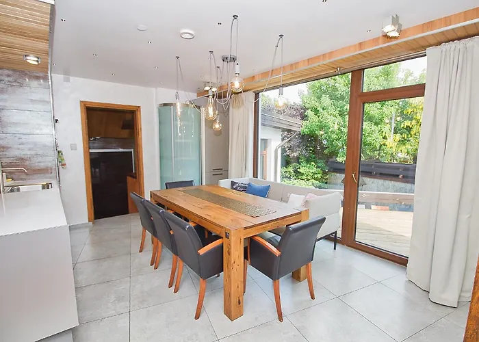 Luxurious With Sauna And Terrace 派尔努